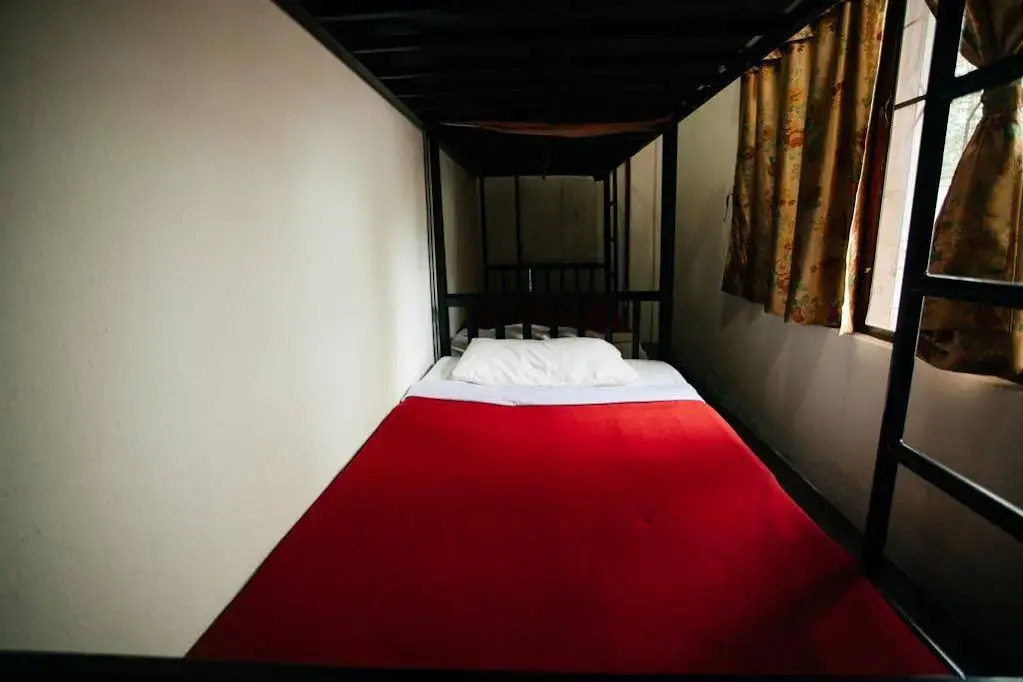 The Gallery 24, Art Cafe Guesthouse Chiang Mai