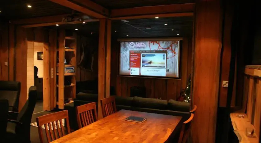 Päämaja Chalet