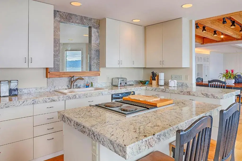 Four Stone Beach House
