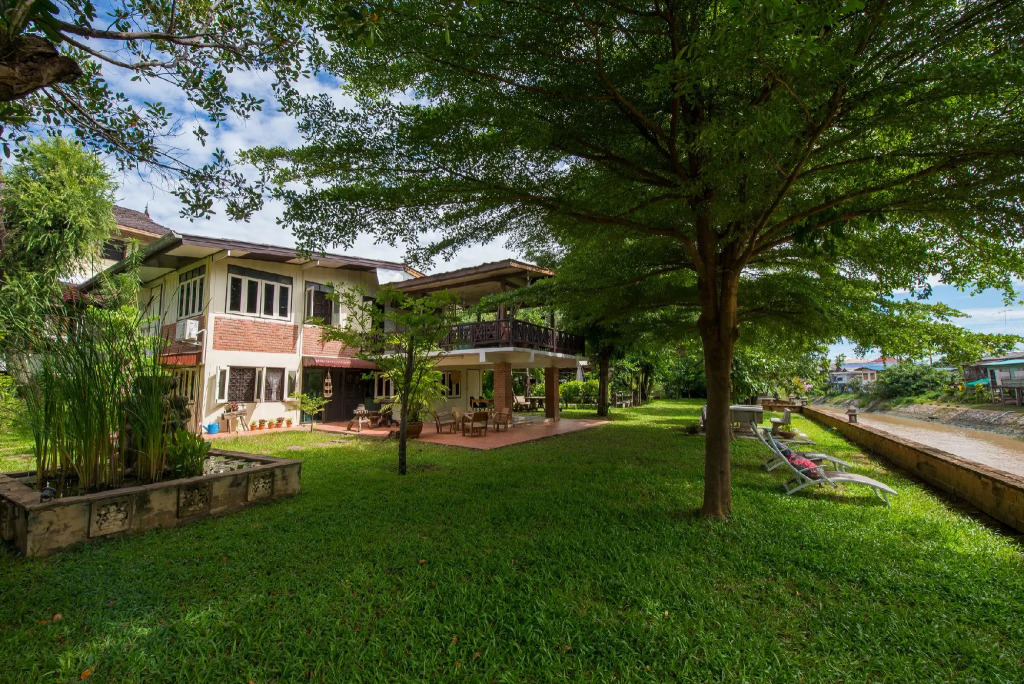 Phuttal Residence