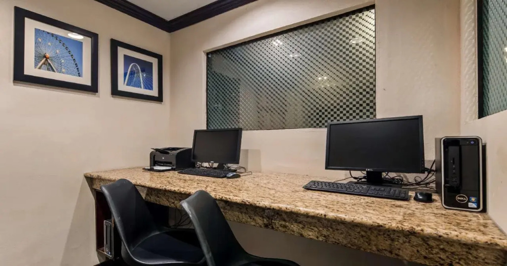 Quality Inn & Suites Dallas-Cityplace