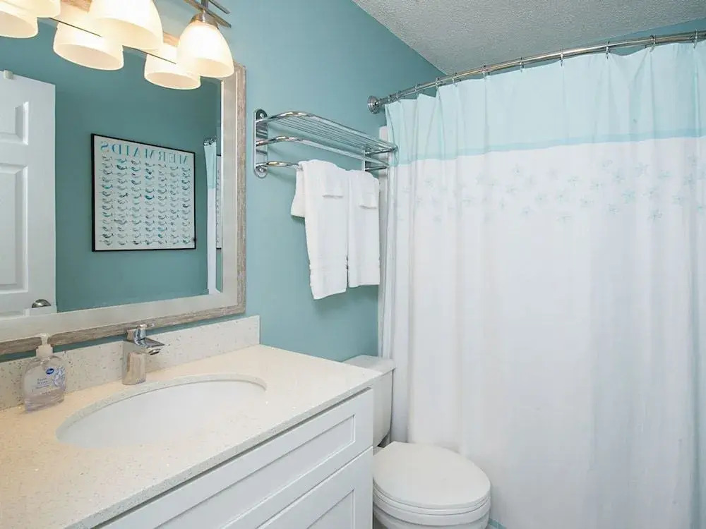 572 E Beach Blvd Condo Unit 315