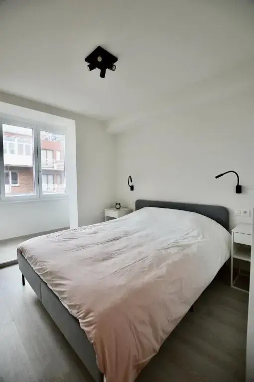 Ruim en lichtrijk appartement op 100m van zee te Koksijde