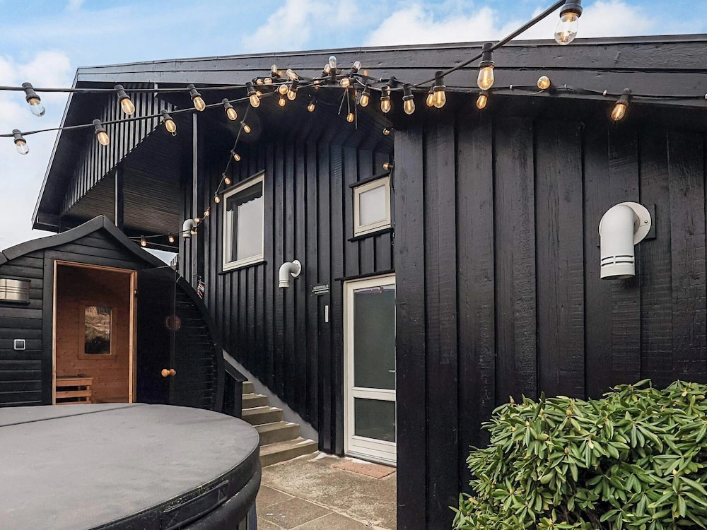 5 Star Holiday Home in Lokken