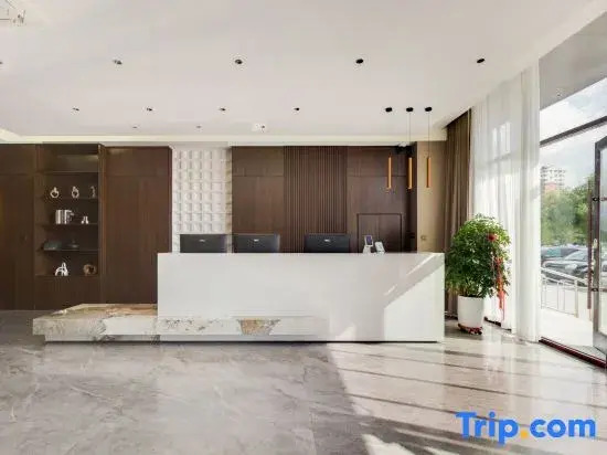 Zhiyun Hotel (Xilinhot City Hangai Road)
