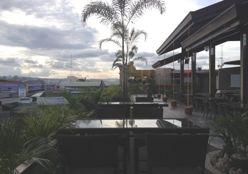 Pearlmont Hotel
