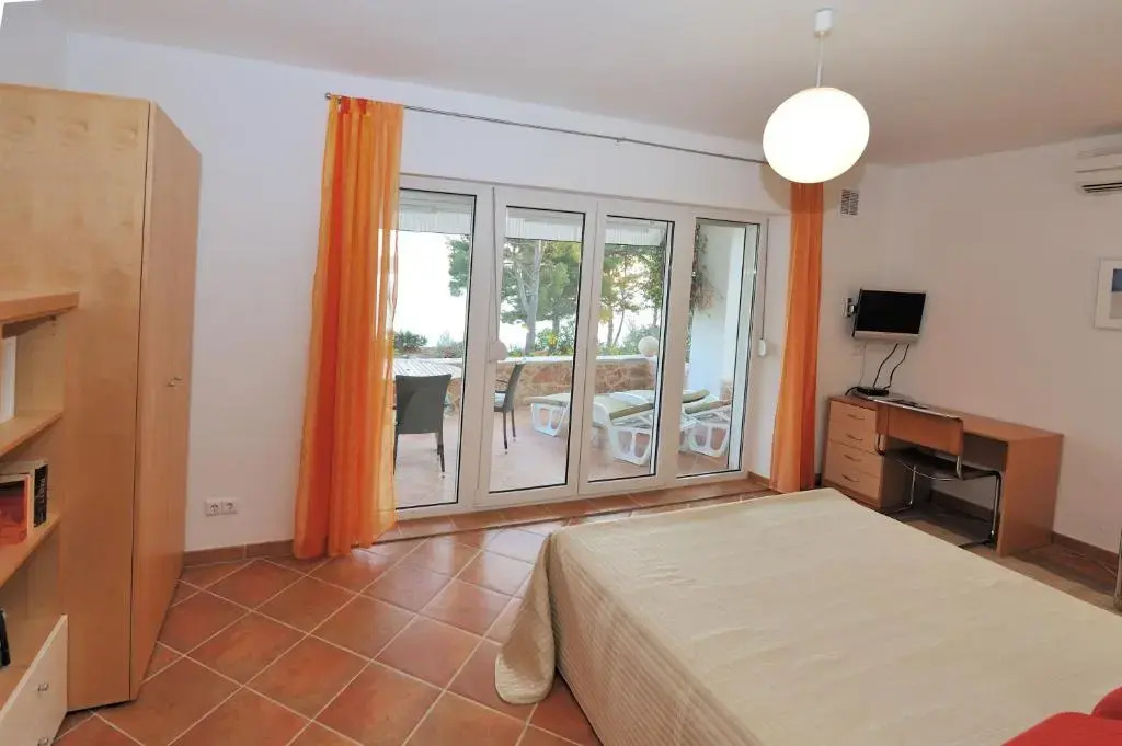 Nautilus-Bay Apartments - First Row Suites 210, 211 - Villa Gorma