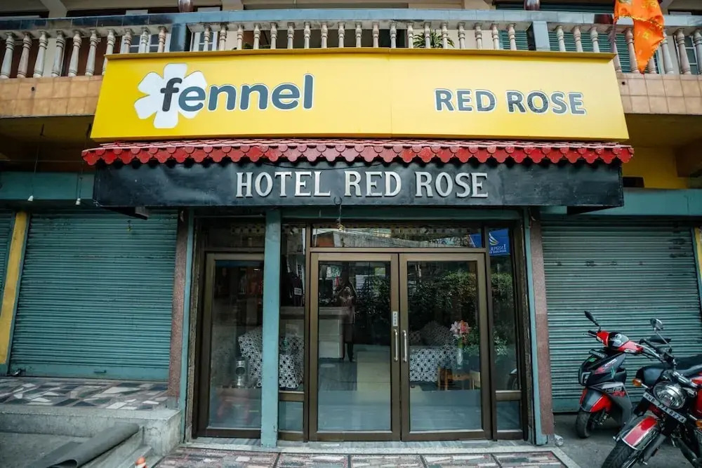 Fennel Red Rose 500 Mts from Mall Road