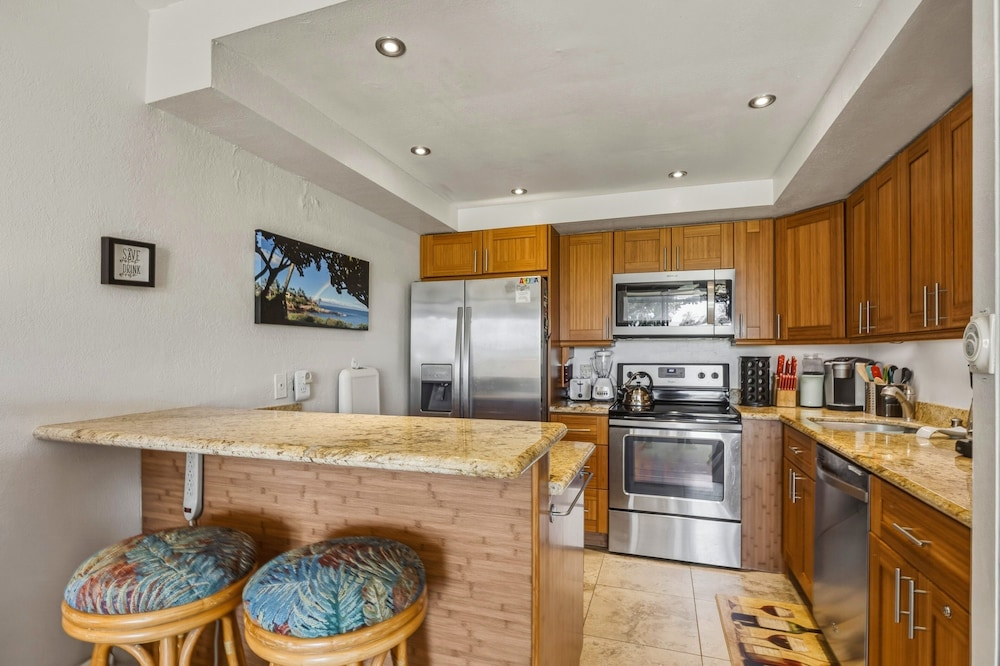 Oceanfront Condo Near Napili Bay 1br - Unit A17 1 Bedroom Condo