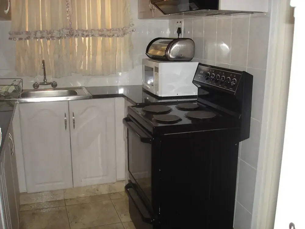 Iqhayiya Guest House