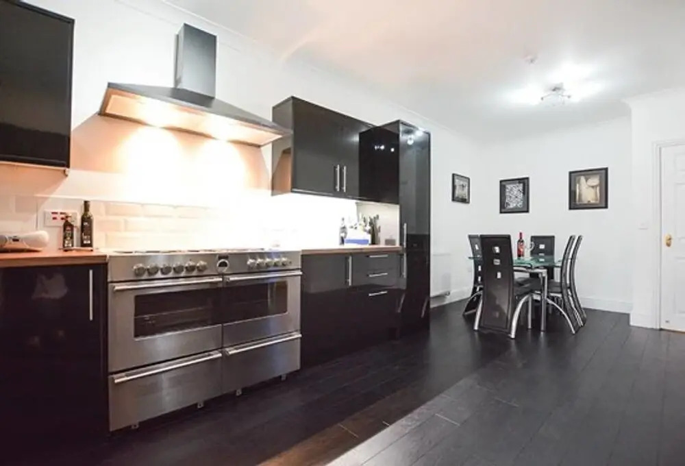 Reiver Apartment