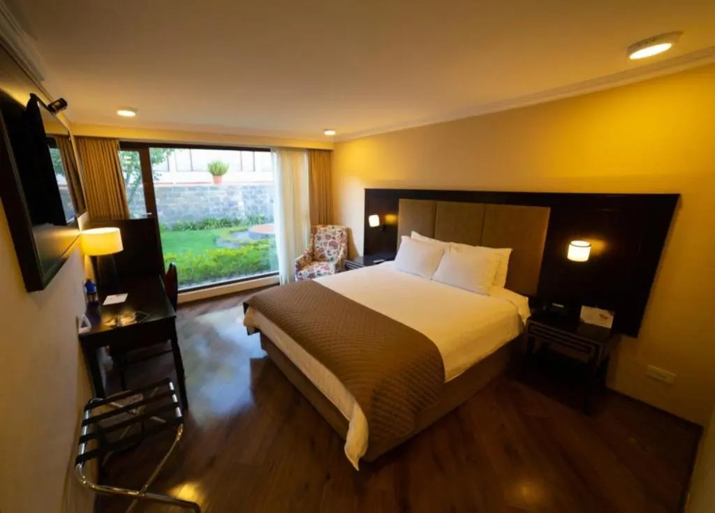 Quindeloma Art Hotel & Gallery