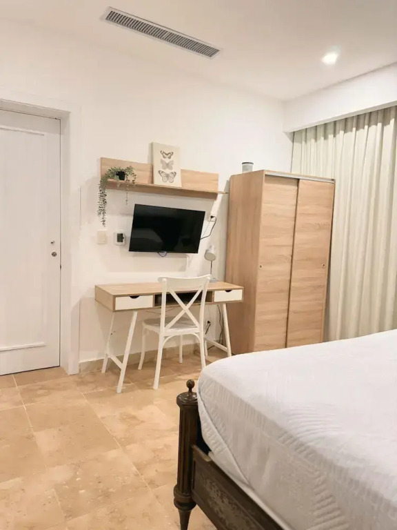 Apartment w Pool and Ocean View in Punta Palmera