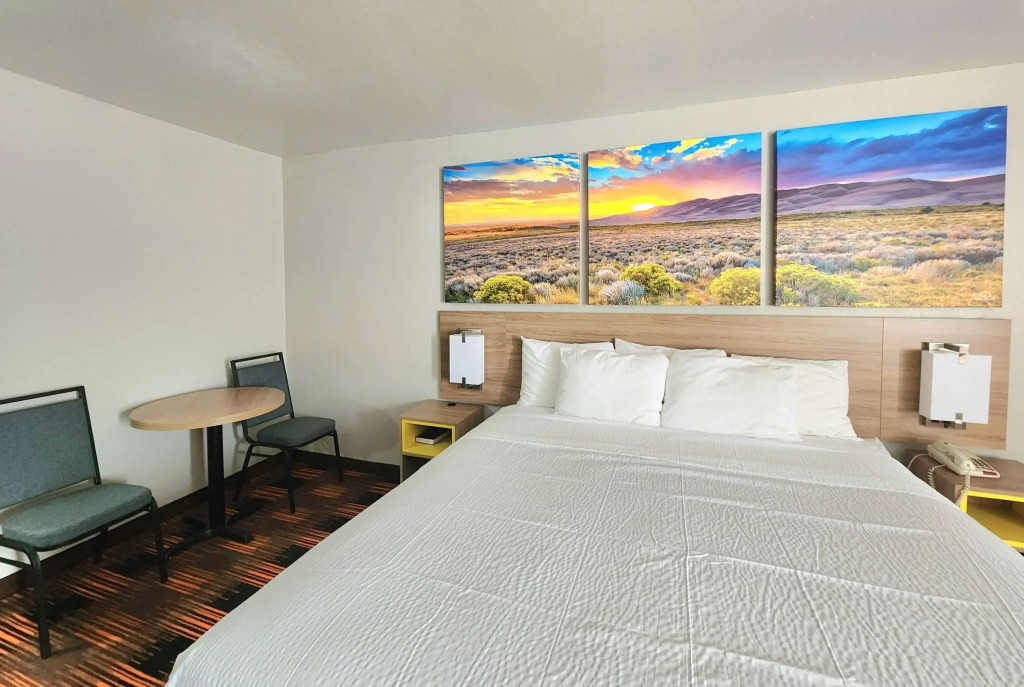 Days Inn by Wyndham Lumberton