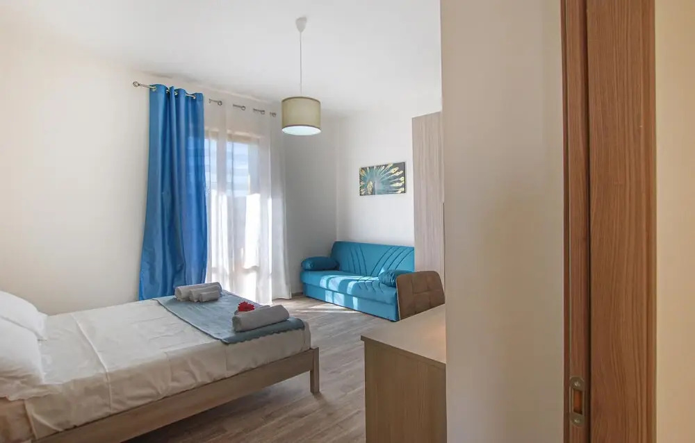 2 Bedroom Beautiful Home In Corridonia