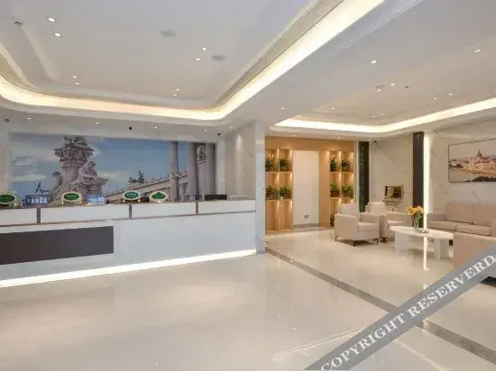 Vienna 3 Good Hotel (Nanjing Moling Subway Station Branch）