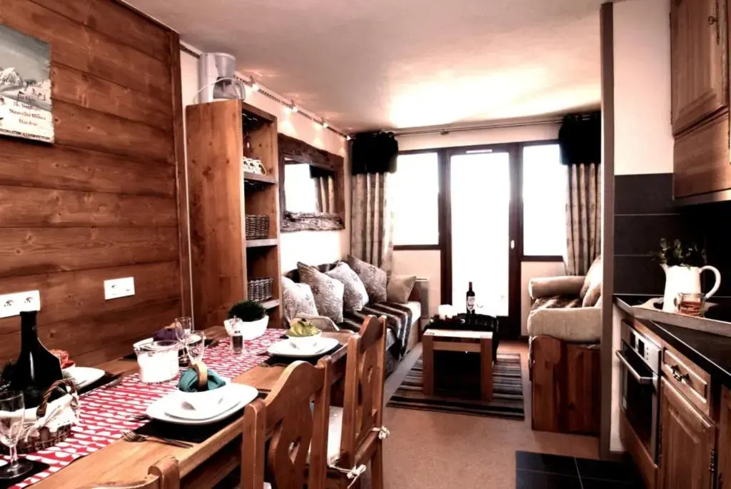Chalet Chamois - Central Modern Duplex for 6 by Avoriaz Chalets