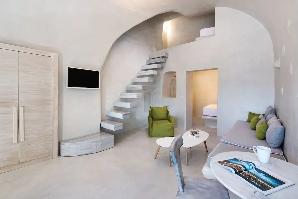 Rhenias Villas
