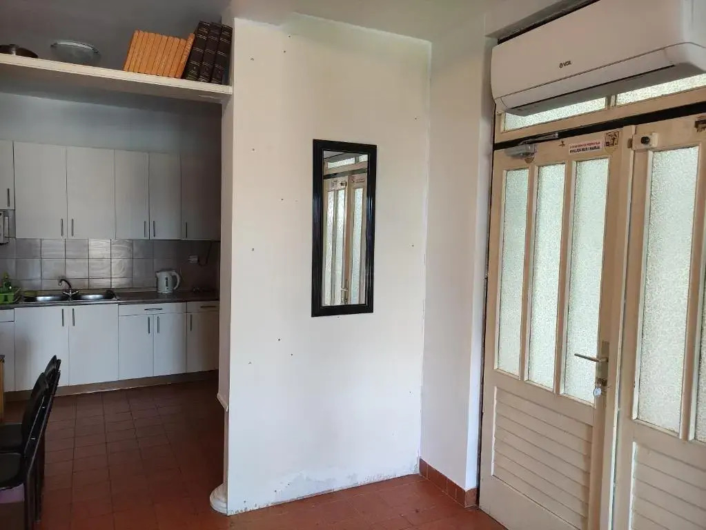Studio Apartment Markomatea