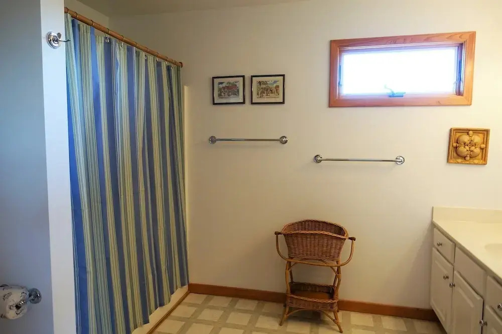 Sea Oats 3 Bedrooms 2 Bathrooms Home