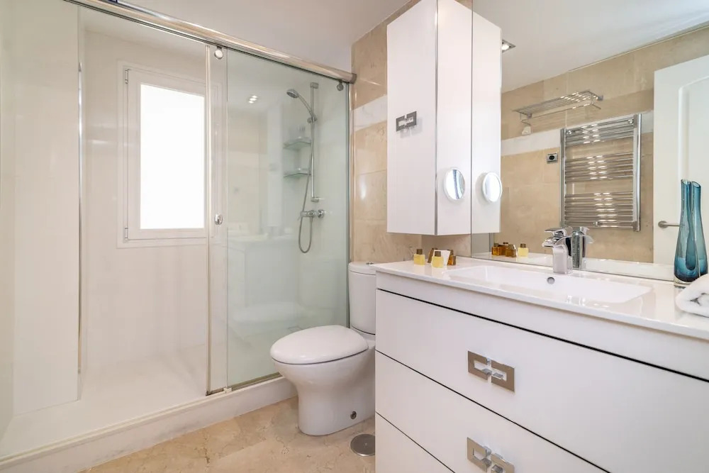 Comfy And Stylish Puerto Banus Apartment