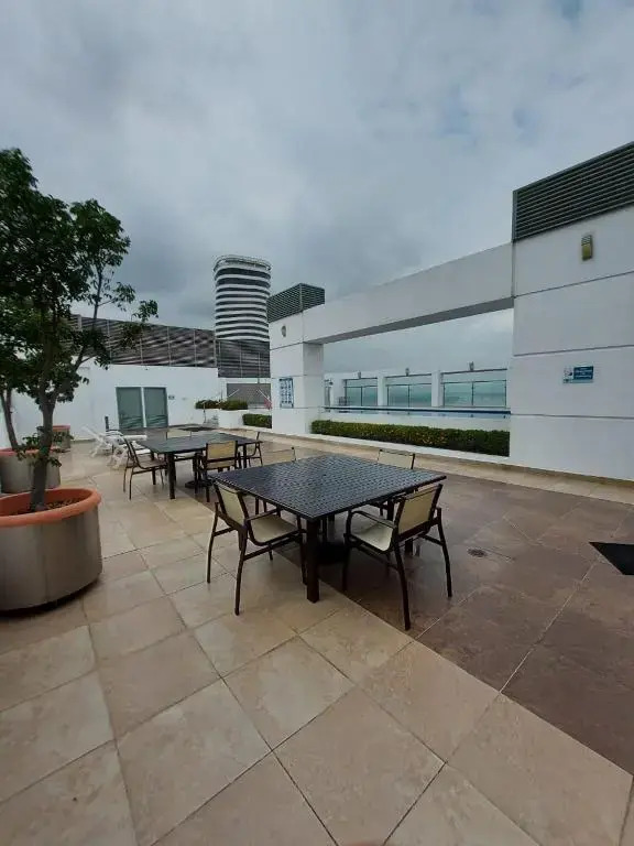 Apartamento VISTA Al RIO PUERTO SANTANA Riverfront 1
