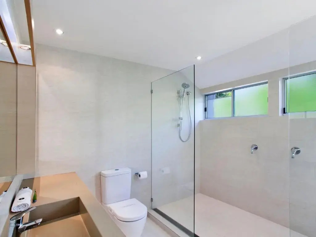 Kareka 5 Little Cove Road 17
