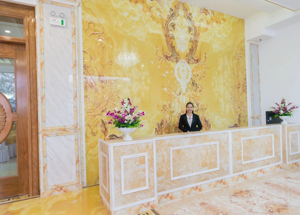 Tan An Palace