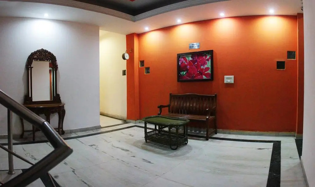 Hotel Woodland