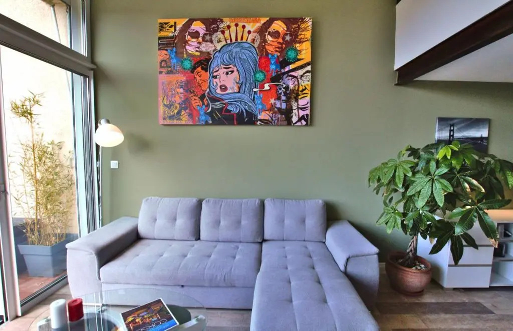Residence de Porticcio, Youyoube
