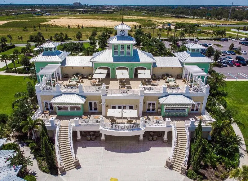 Encore Resort Vacation Homes & Waterpark