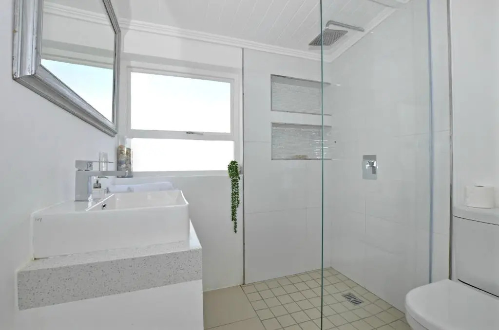 White Waves Beach House