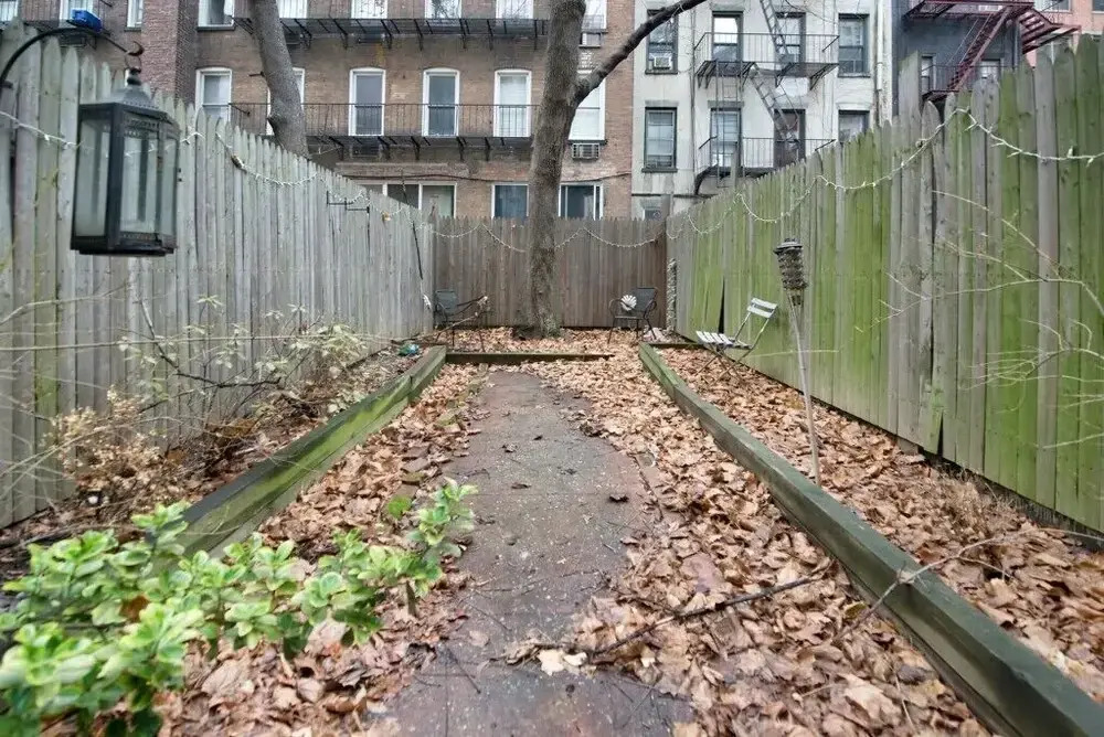 Charming Upper East Side Studio w/ Private Garden