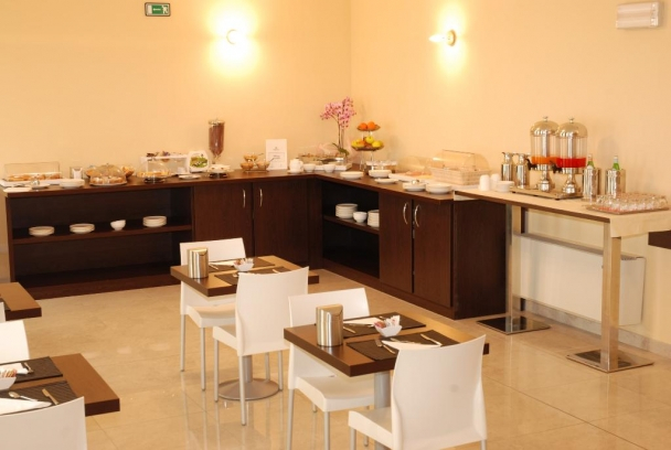 HOTEL DON CAMILLO