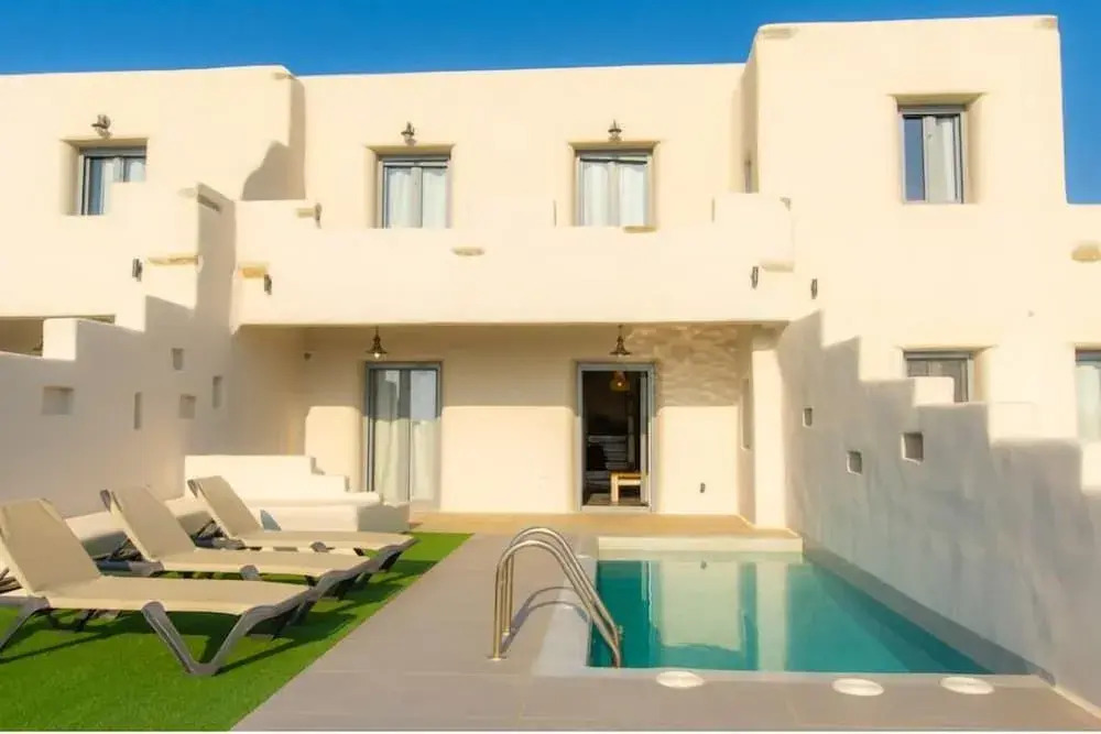 Gaitani apartments plaka naxos