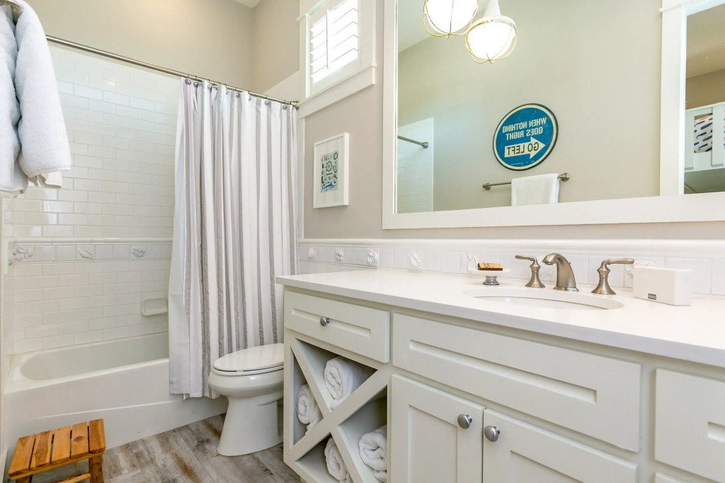 Coastal Chic in Port Aransas by RedAwning