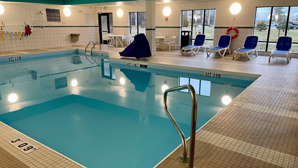 Holiday Inn Express & Suites Detroit North - Troy by IHG
