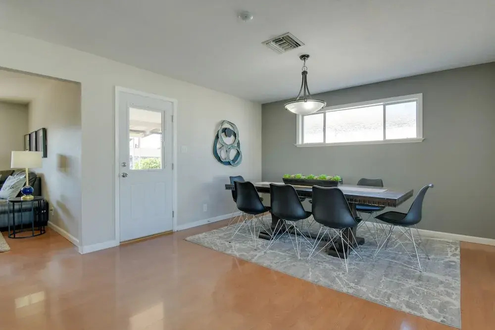 Tempe Home w/ Hot Tub Next to Papago Park