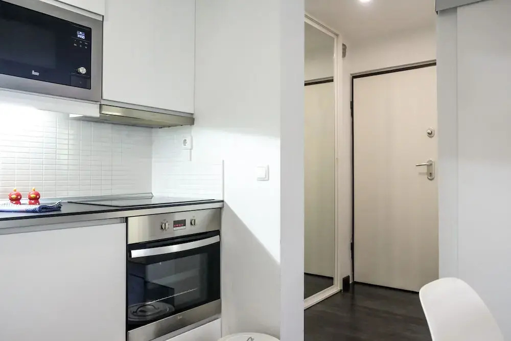 01 Nice Flat by Olivais