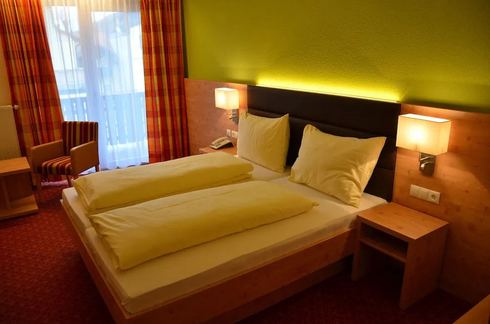 Hotel Neue Post