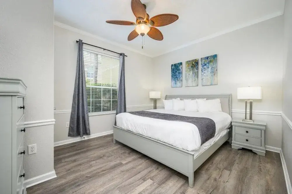 Epic Universe 4 Bedroom Plus, Lake View Condo, Vista Cay-1008