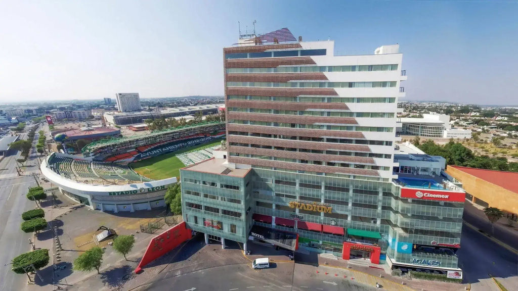 Hotel Stadium Leon