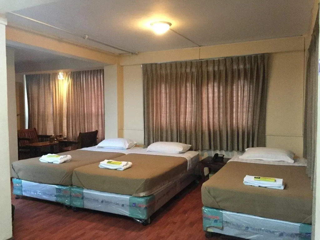 Sunflower Hotel