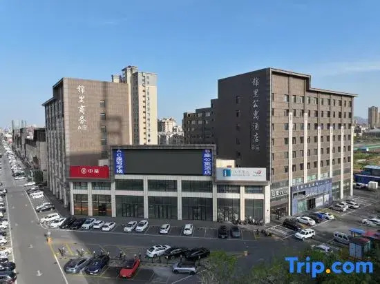 Longkou Jinli Serviced Apartment Hotel (Longhu Tianjie Poly Plaza)