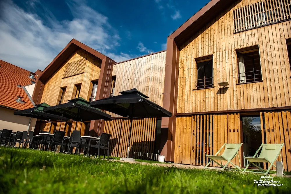 Logis Hôtel Altitude et Spa Pierre-Percée