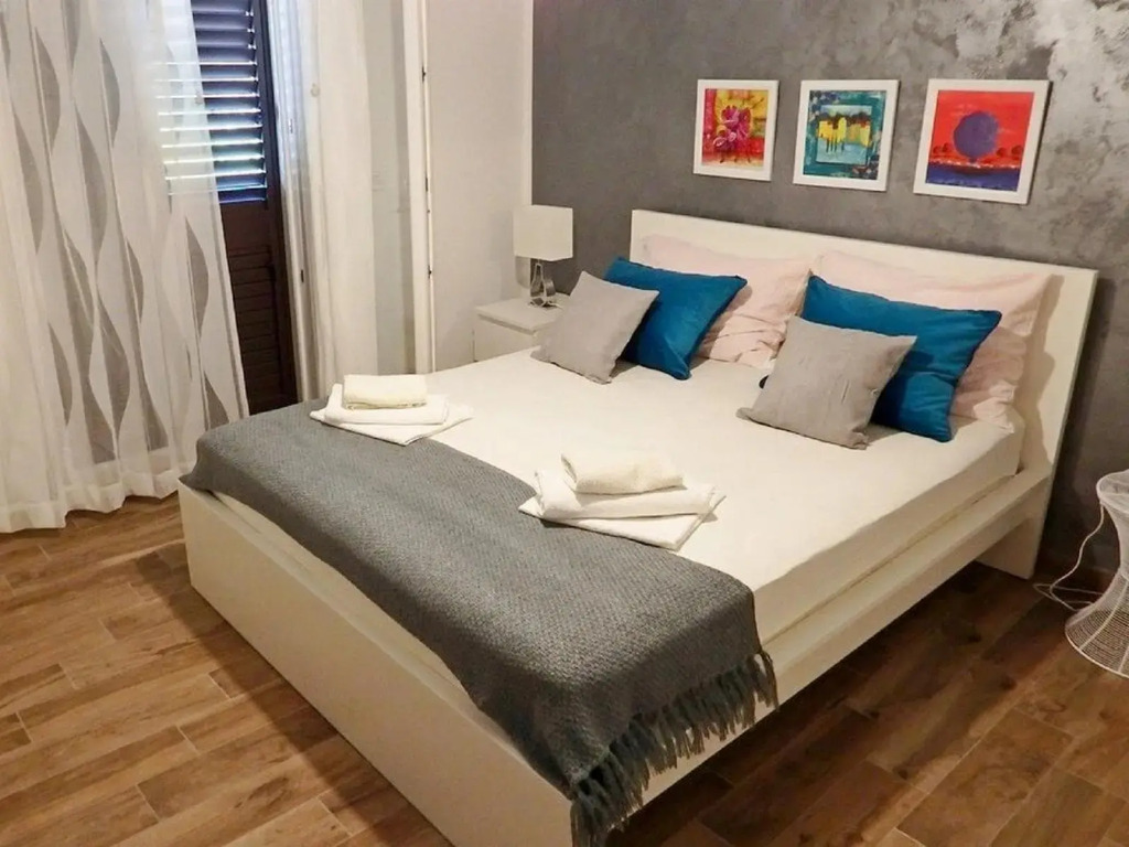 Apartments Tabain
