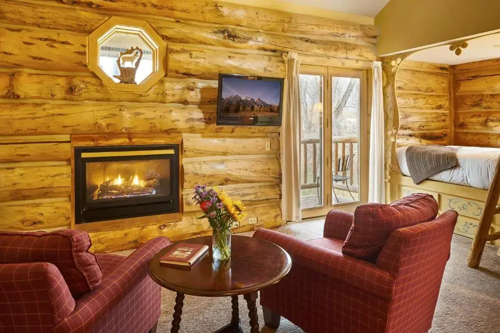 Bentwood Inn
