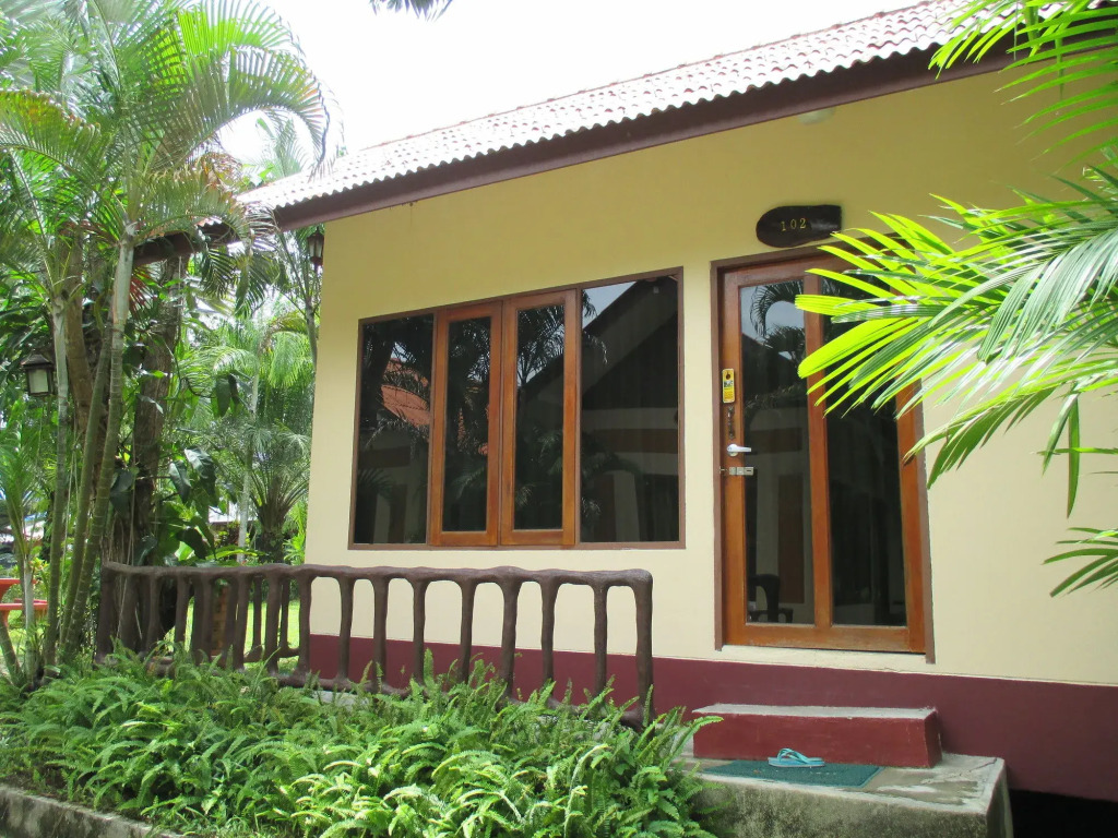 Happiness Resort