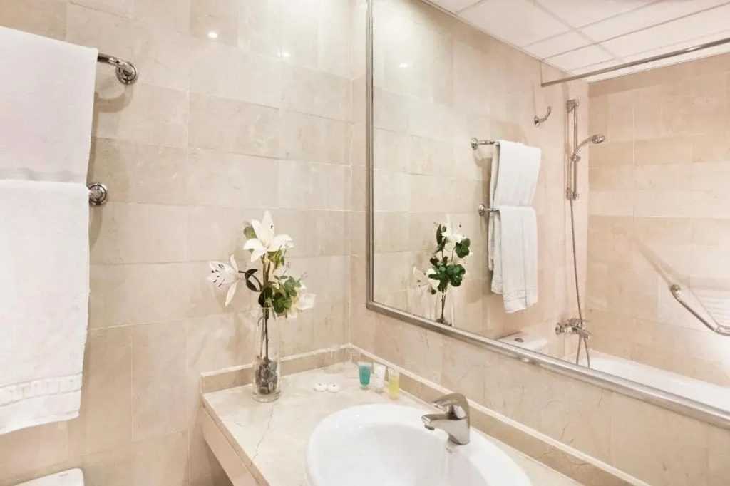 Sunset Beach Club Hotel Apartments