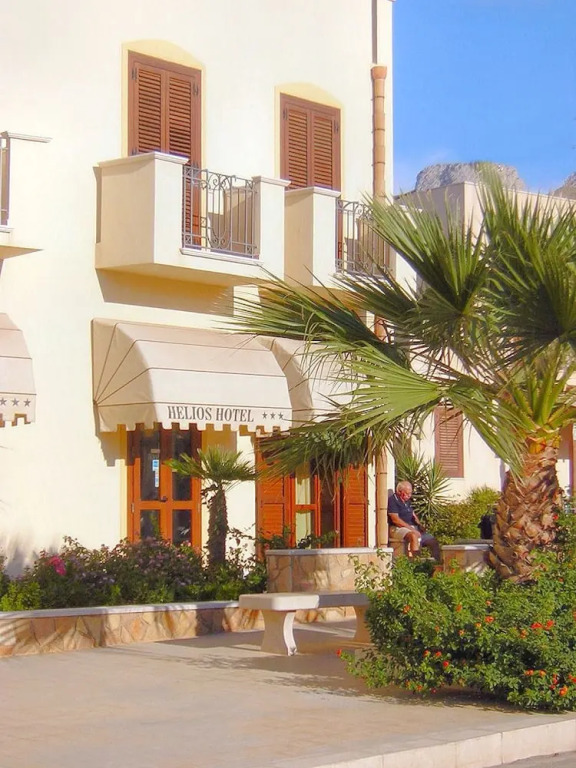 Helios Hotel